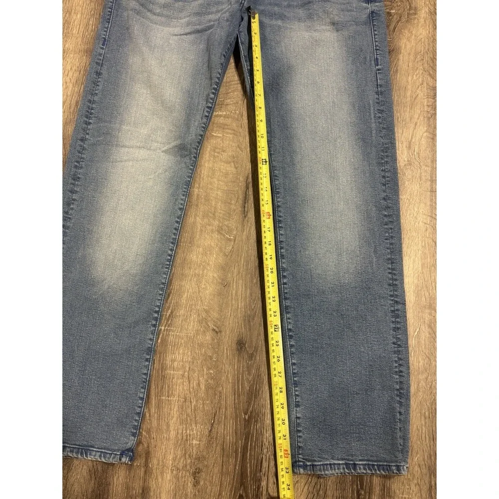 True Religion Men's Jeans Ricky Relaxed Straight Medium Wash Blue Denim Size 36